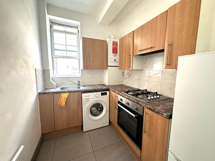 1 Bedroom Flat To Rent In Kingsland Road, London, E8