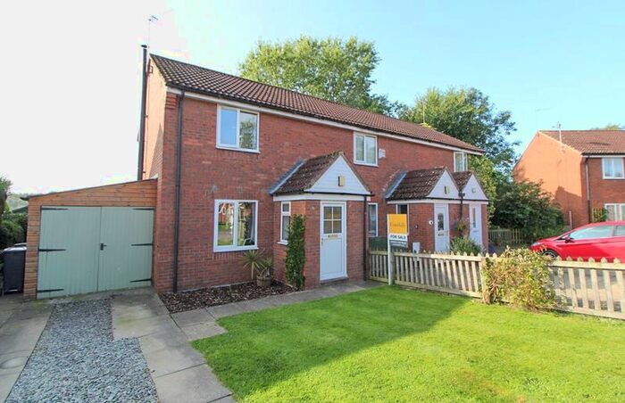 2 Bedroom Semi-Detached House For Sale In Storey Close, Helmsley, York, YO62