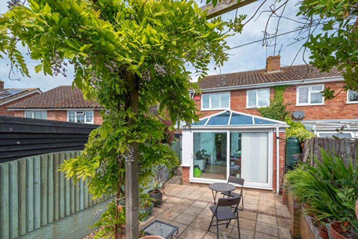 3 Bedroom Semi-Detached House For Sale In Link Road, Tyler Hill, CT2