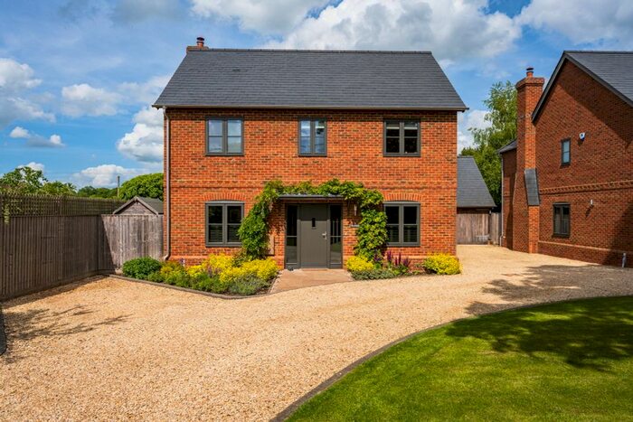 3 Bedroom Detached House For Sale In Orchard Gardens, Bix, RG9
