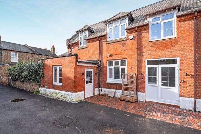 2 Bedroom Property To Rent In Alma Road, Windsor, SL4