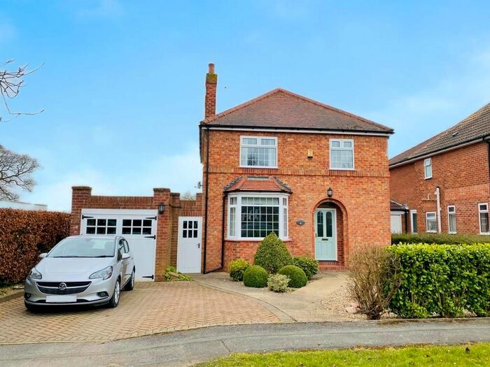 3 Bedroom Property For Sale In Cheyne Walk, Hornsea, HU18