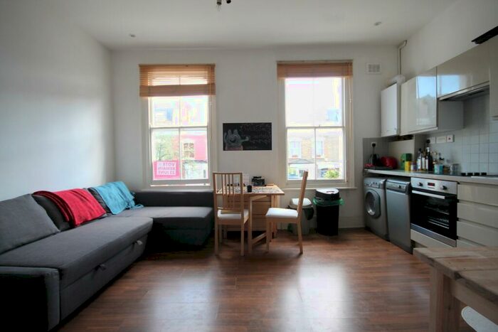 2 Bedroom Flat To Rent In Clonbrock Road, Stoke Newington, N16