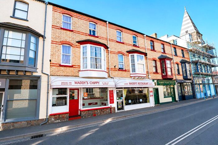 4 Bedroom Apartment For Sale In St. James Place, Ilfracombe, Devon, EX34