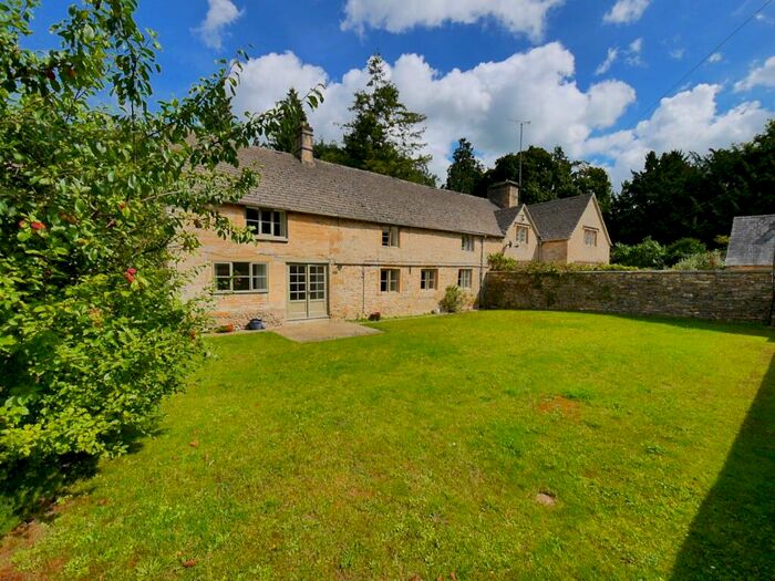 4 Bedroom Farm House To Rent In Home Farmhouse Colesbourne, Nr Cheltenham, Gloucestershire, GL53