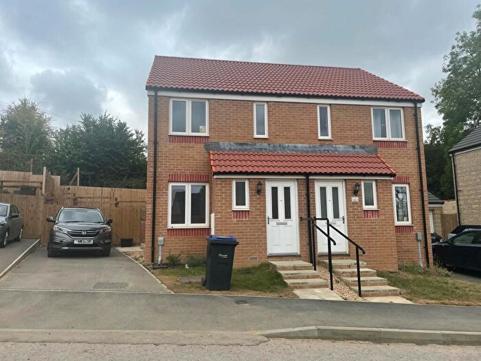 2 Bedroom Semi-Detached House To Rent In Lawrence Drive, Calne, SN11