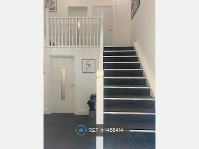 1 Bedroom Flat To Rent In Carlton Crescent, Southampton, SO15