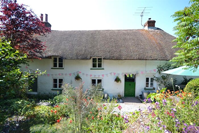 3 Bedroom Semi-Detached House For Sale In Boveridge, Cranborne, Wimborne, BH21