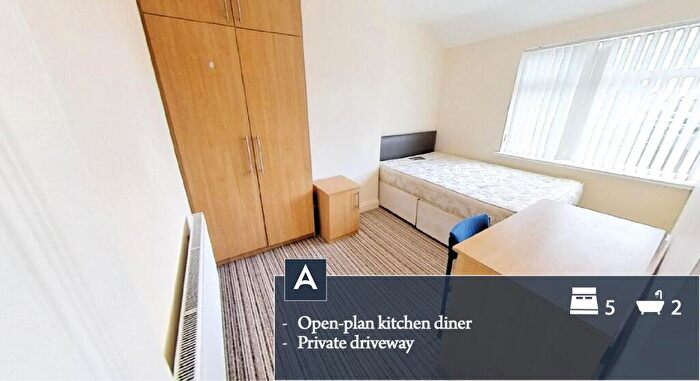 5 Bedroom Semi Detached House To Rent In Queens Road, Leicester, LE2