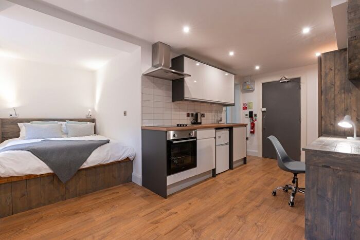 1 Bedroom Studio To Rent In Jesmond View, Newcastle, NE2