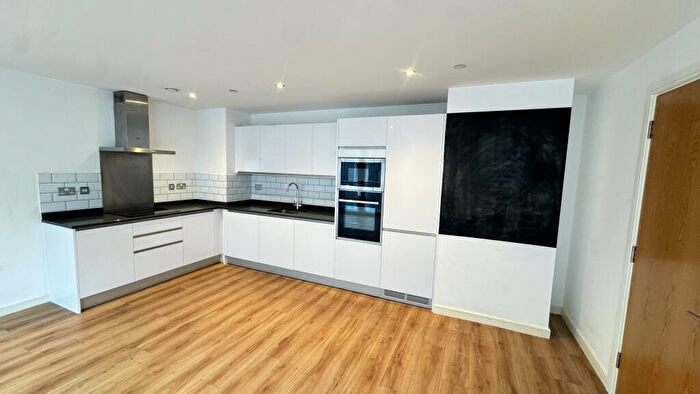2 Bedroom Flat To Rent In Number One Bristol, BS1