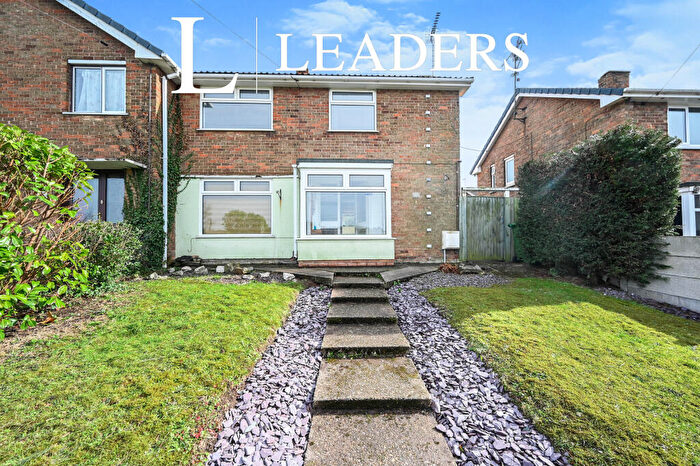 3 Bedroom Semi-Detached House To Rent In Hardwick Avenue, Rainworth, NG21