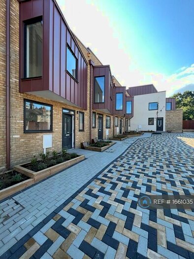 3 Bedroom Terraced House To Rent In Truelove Place, Charlton, SE7