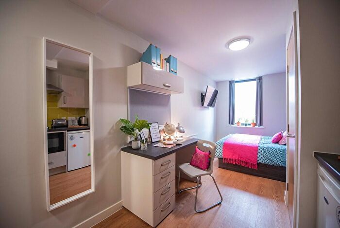Studio To Rent In Commonhall Street, Chester, Cheshire, CH1