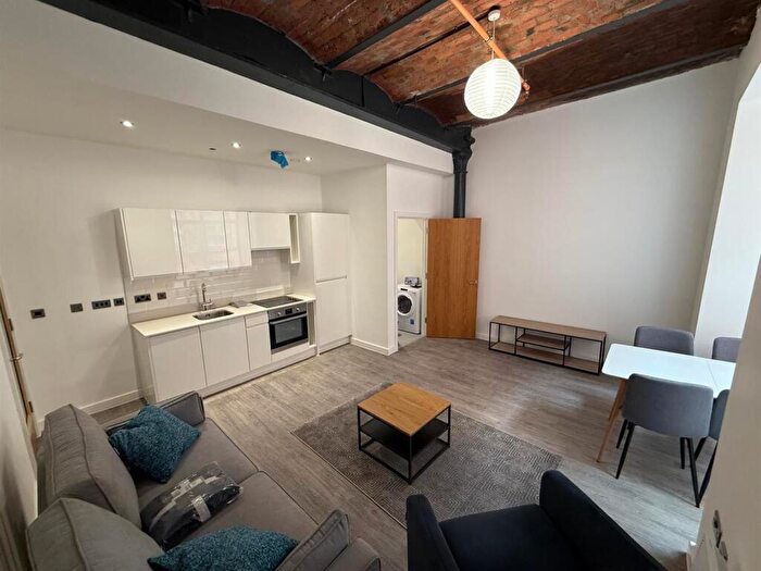 2 Bedroom Apartment To Rent In Victoria Mill, M40