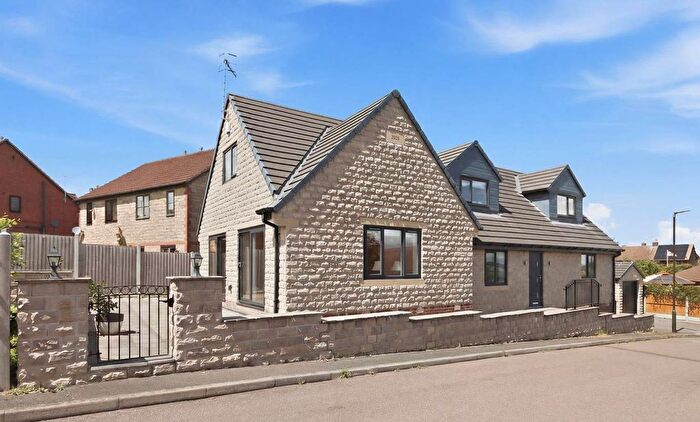 4 Bedroom Detached House For Sale In Westwood Drive Gardens, Inkersall, Chesterfield, S43