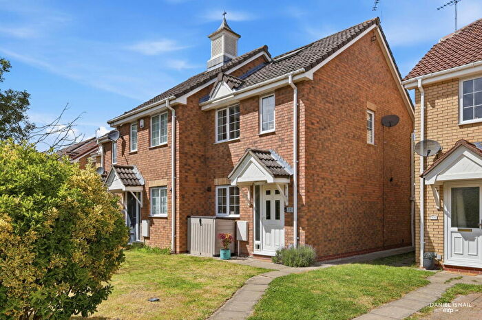 3 Bedroom Terraced House For Sale In Armath Place, Langdon Hills, SS16