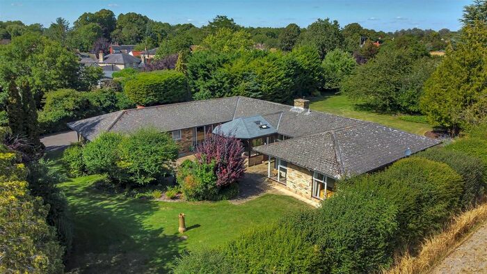 4 Bedroom Detached Bungalow For Sale In Commercial End, Swaffham Bulbeck, Cambridge, CB25