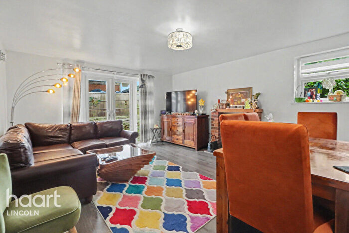 3 Bedroom Detached House For Sale In Thorpe Lane, Eagle, LN6