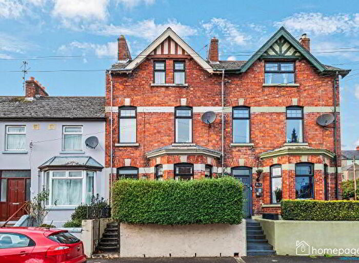 5 Bedroom TownHouse For Sale In Richmond Crescent, Derry, BT48