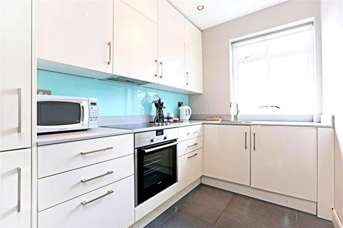 1 Bedroom Flat For Sale In Rossmore Court, NW1