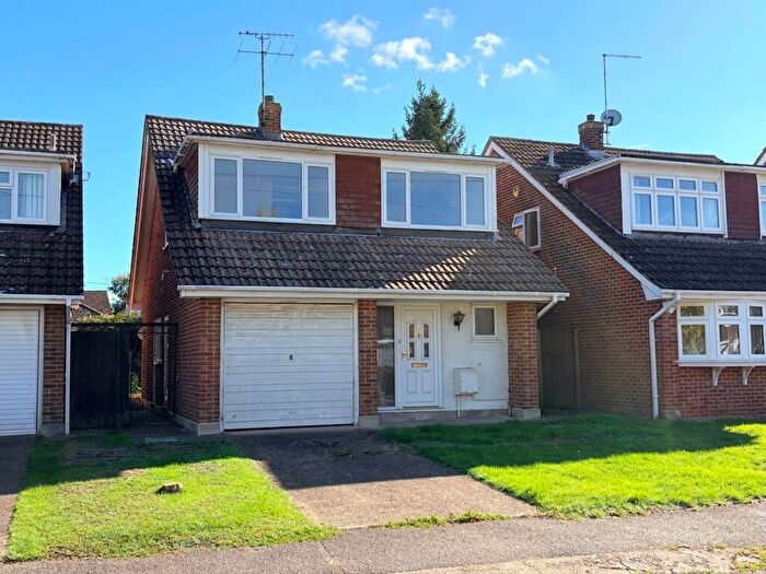 4 Bedroom Detached House For Sale In The Warren, Billericay, CM12