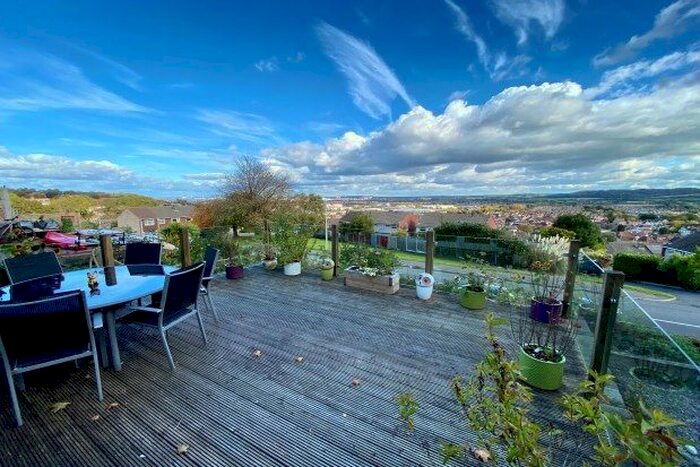 4 Bedroom Property To Rent In Rippleside, Bristol, BS20