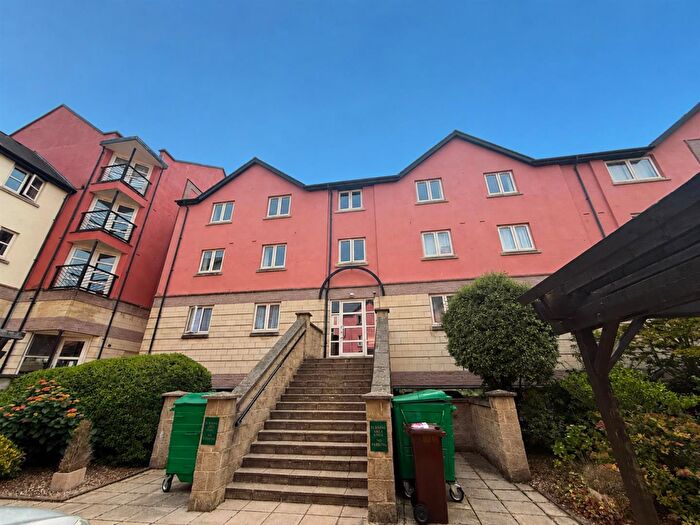2 Bedroom Apartment To Rent In Waterside, Exeter, EX2