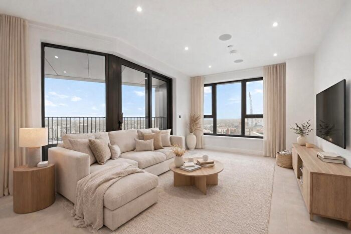 2 Bedroom Flat To Rent In One Linear Place, Nine Elms, SW11