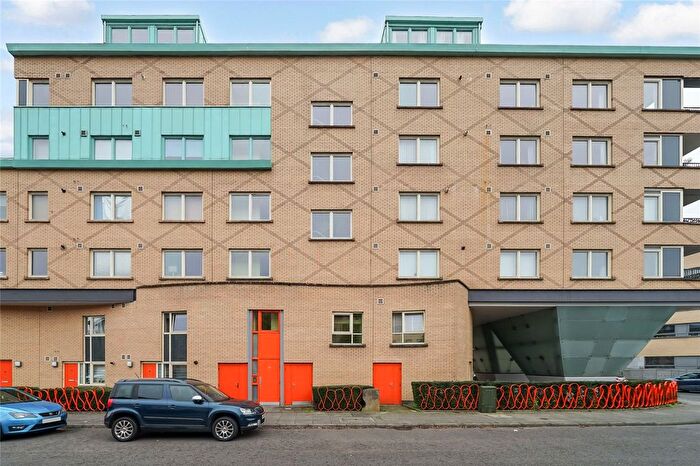 1 Bedroom Flat For Sale In Queen Elizabeth Gardens, Glasgow, Glasgow City, G5
