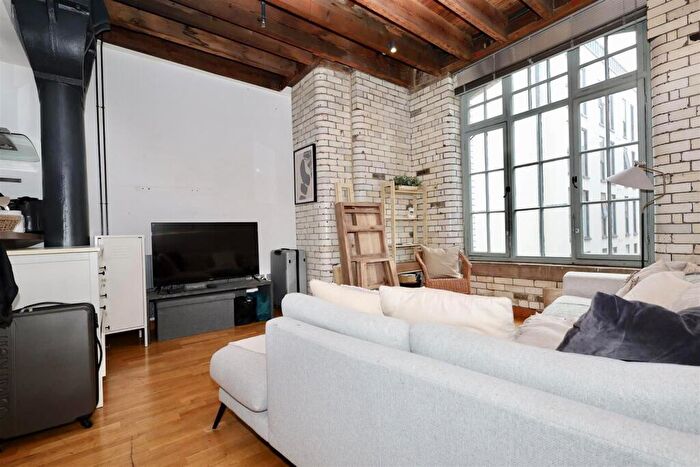 1 Bedroom Flat To Rent In Queens Lane, Newcastle Upon Tyne, NE1