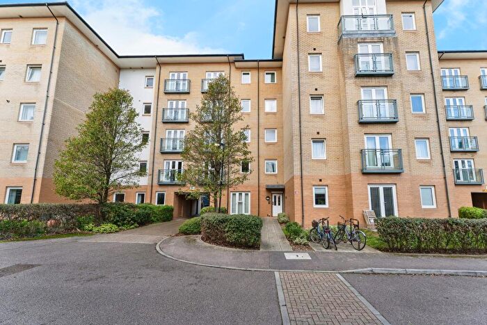 2 Bedroom Apartment To Rent In Hampden Gardens, Cambridge, CB1