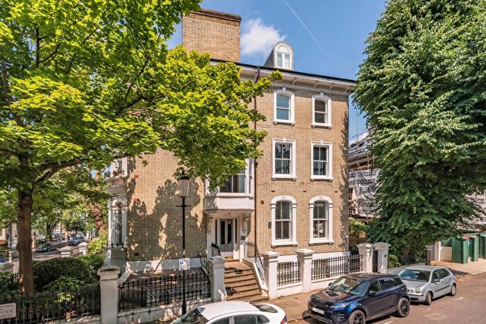 2 Bedroom Flat For Sale In Tregunter Road, London, SW10