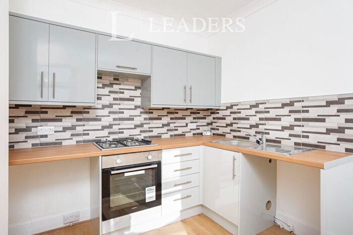 1 Bedroom Flat To Rent In Eastney Road, Southsea, PO4