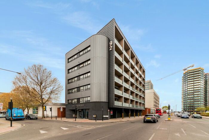 3 Bedroom Flat To Rent In Beresford Street, London, SE18