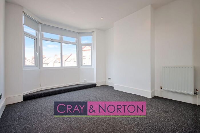 2 Bedroom Maisonette To Rent In Lower Addiscombe Road, Addiscombe, CR0