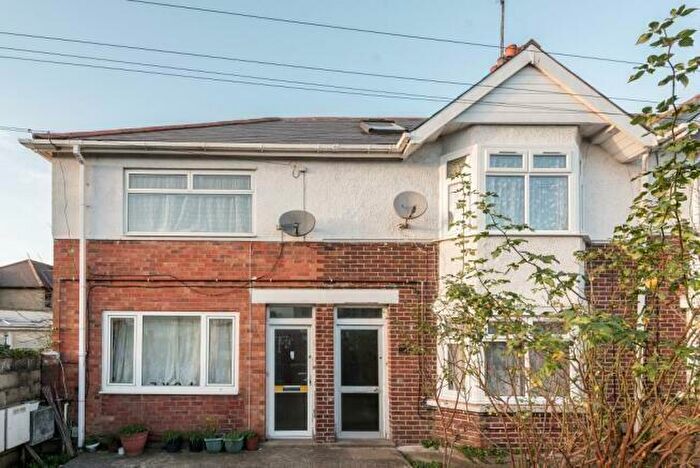 2 Bedroom Flat To Rent In Howard Street, East Oxford, OX4