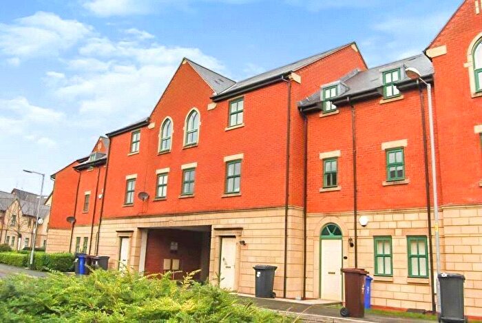 3 Bedroom House To Rent In Schuster Road, Victoria Park, M14