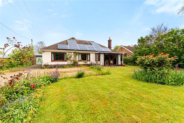 4 Bedroom Bungalow For Sale In Fishers Lane, Orwell, Royston, Herts, SG8