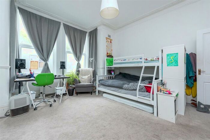 2 Bedroom Apartment To Rent In Station Road, London, NW10