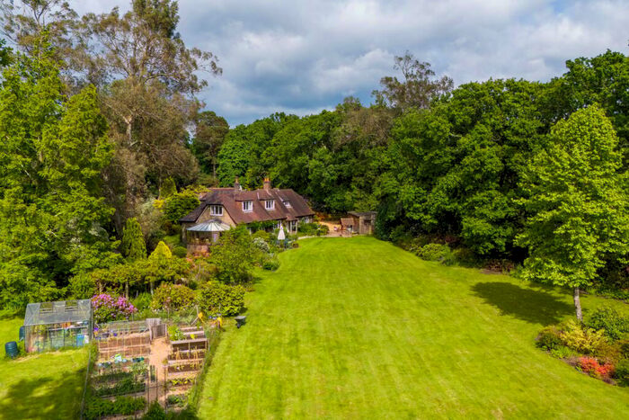 4 Bedroom Detached House For Sale In Linwood, Ringwood, BH24