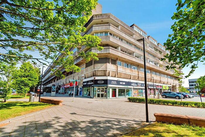 3 Bedroom Flat For Sale In Commercial Road, Southampton, SO15