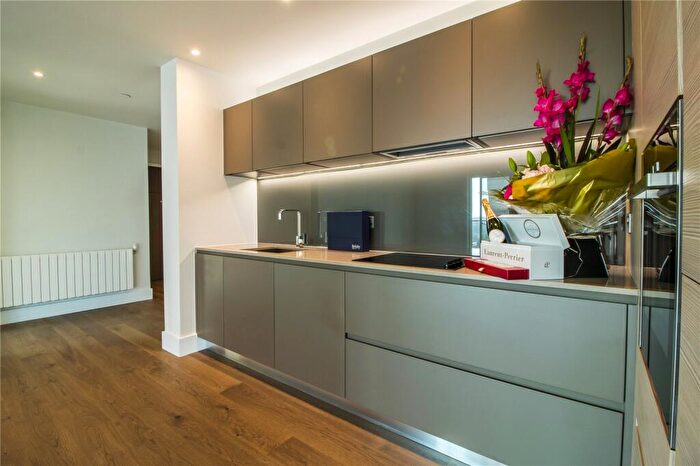 2 Bedroom Apartment For Sale In Kidbrooke Park Road, Kidbrooke Village, London, SE3