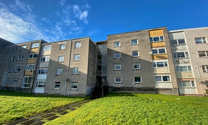 3 Bedroom Flat To Rent In Waverley, East Kilbride, South Lanarkshire G74