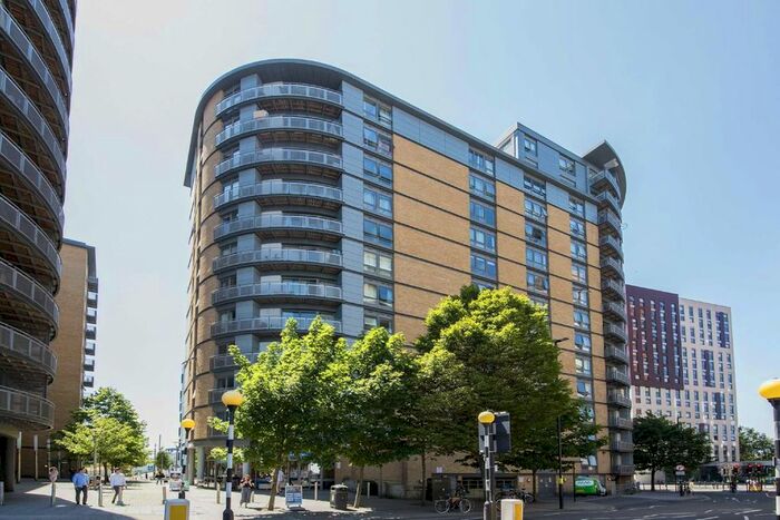 2 Bedroom Flat To Rent In Victoria Road, London, W3