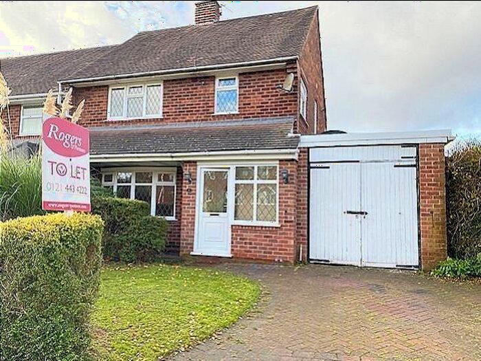 3 Bedroom Semi-Detached House To Rent In Rindleford Av, Warstones, Wolverhampton, WV4