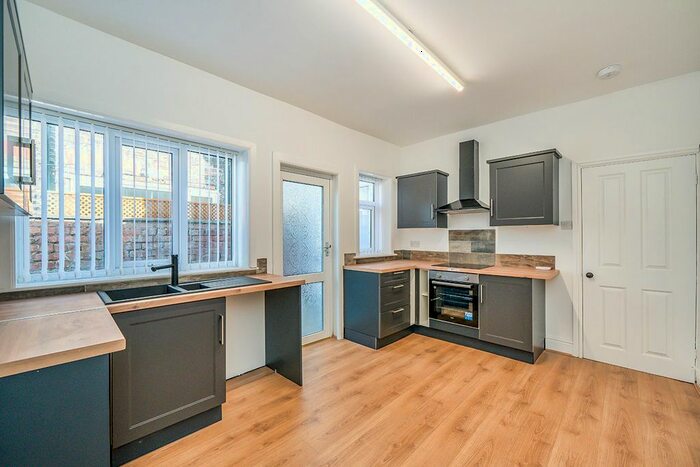 4 Bedroom Terraced House To Rent In Birchfield Avenue, Widnes, Cheshire, WA8