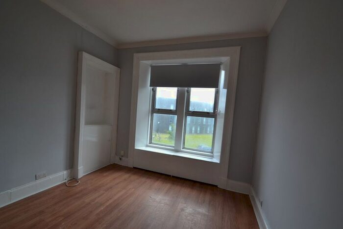 2 Bedroom Flat To Rent In Orchard Street, Braehead, Renfrew, PA4