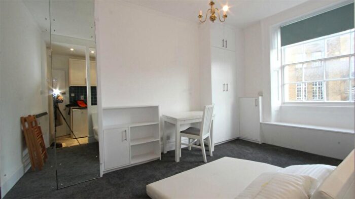 Apartment To Rent In Gloucester Place, Marylebone, London, NW1