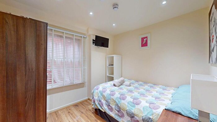 Studio To Rent In Anson Road, London, NW2